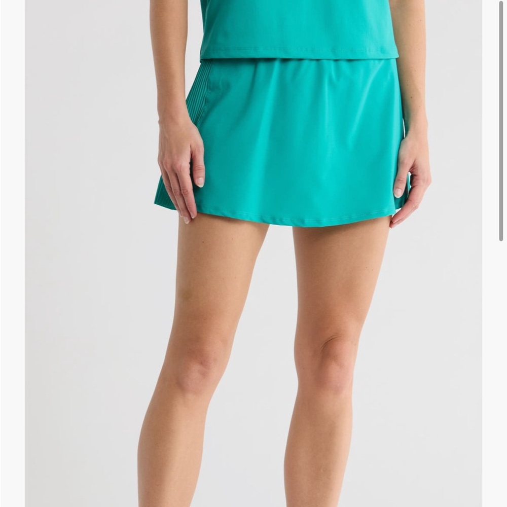 90 Degree Lightstreme Hybird Pleated Skort